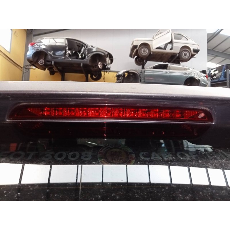 Recambio de luz central de freno para peugeot 3008 suv referencia OEM IAM   