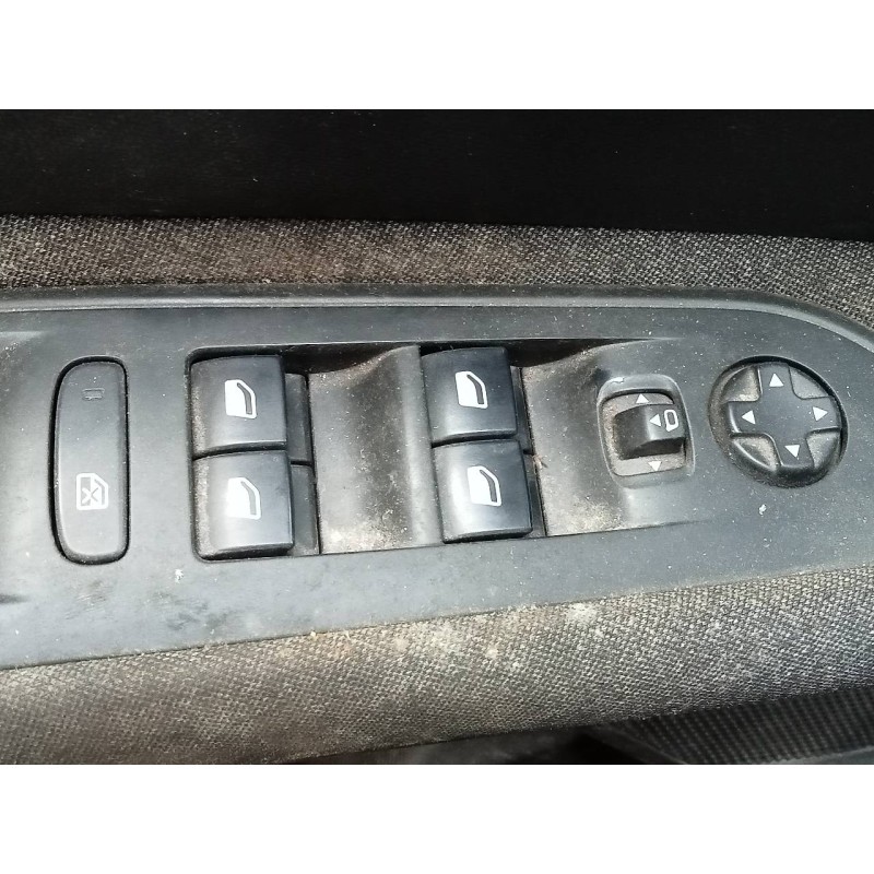 Recambio de mando elevalunas delantero izquierdo para peugeot 3008 suv referencia OEM IAM   