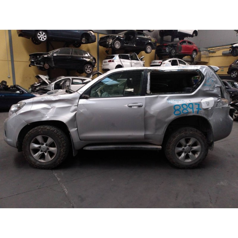 toyota land cruiser (j15) del año 2011