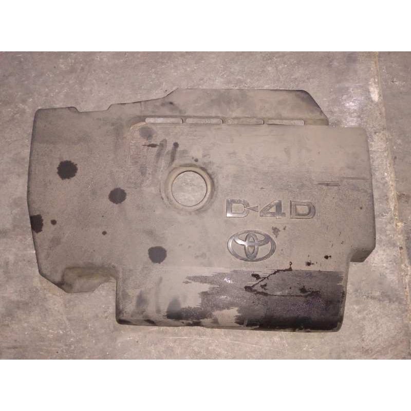 Recambio de tapa motor para toyota auris active referencia OEM IAM   