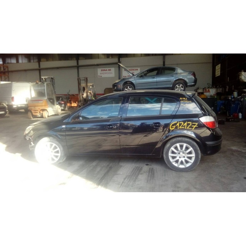 opel astra h berlina del año 2006