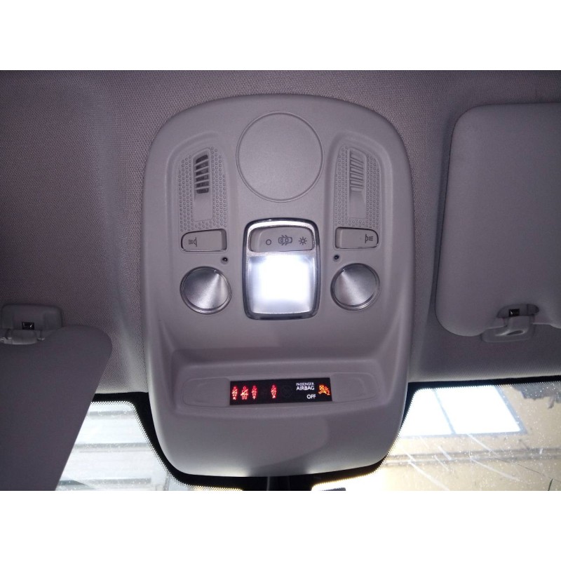 Recambio de luz interior para citroen c4 lim. collection referencia OEM IAM   