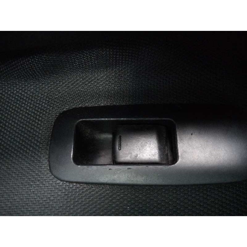 Recambio de mando elevalunas delantero derecho para nissan qashqai (j10) tekna referencia OEM IAM   