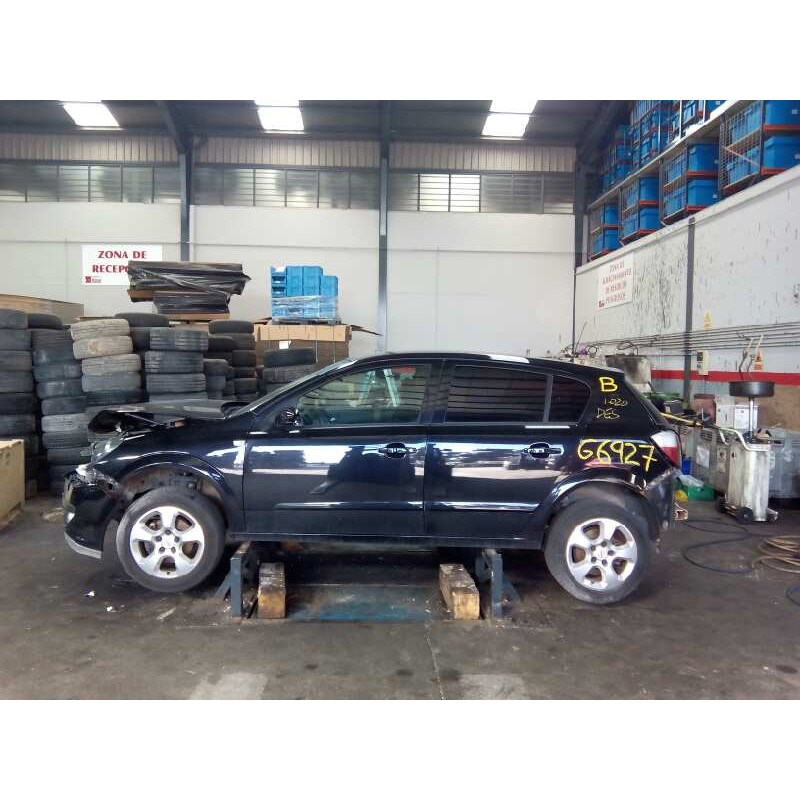 opel astra h berlina del año 2005