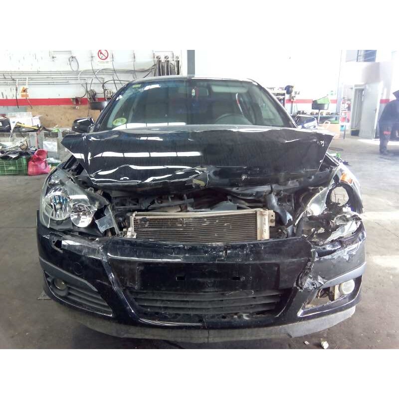 opel astra h berlina del año 2005