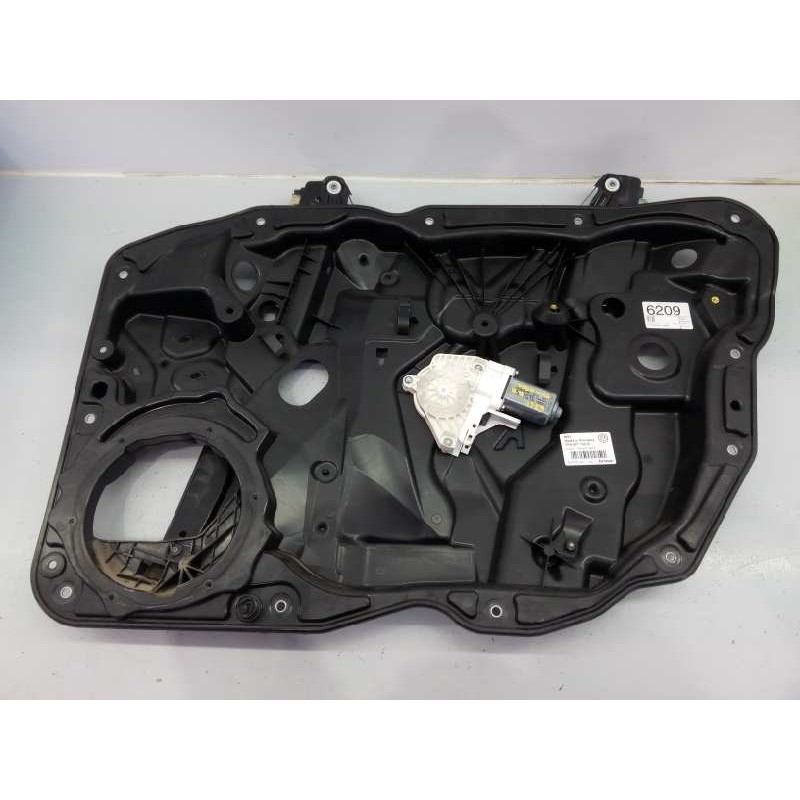 Recambio de elevalunas delantero derecho para volkswagen touareg (7p6) v6 tdi bluemotion referencia OEM IAM 7P6837756D  