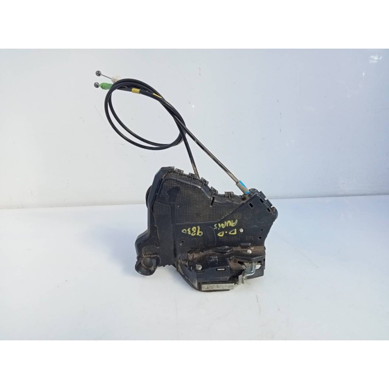 Recambio de cerradura puerta delantera derecha para toyota auris hybrid advance referencia OEM IAM   