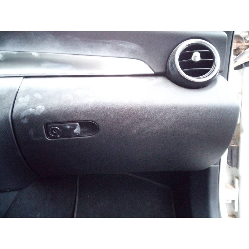 Recambio de guantera para mercedes clase c (w205) lim. c 220 cdi bluetec (205.004) referencia OEM IAM   