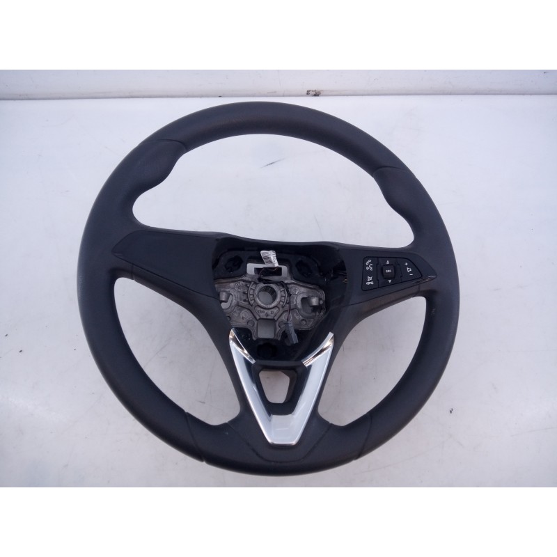 Recambio de volante para opel corsa e selective referencia OEM IAM 39035987  