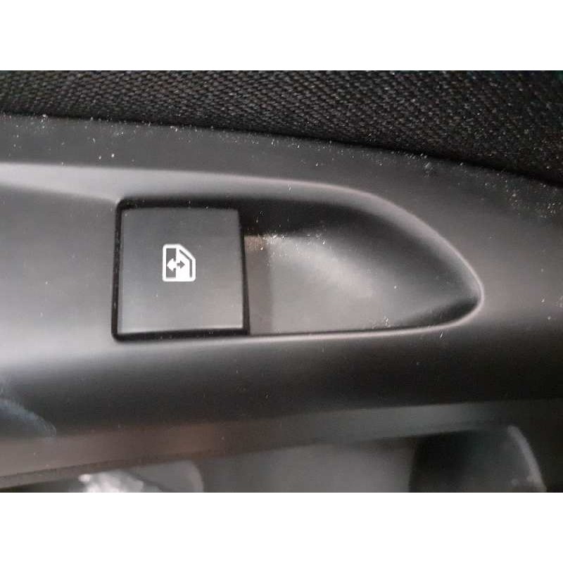 Recambio de mando elevalunas trasero izquierdo para opel zafira tourer selective referencia OEM IAM 13301888  