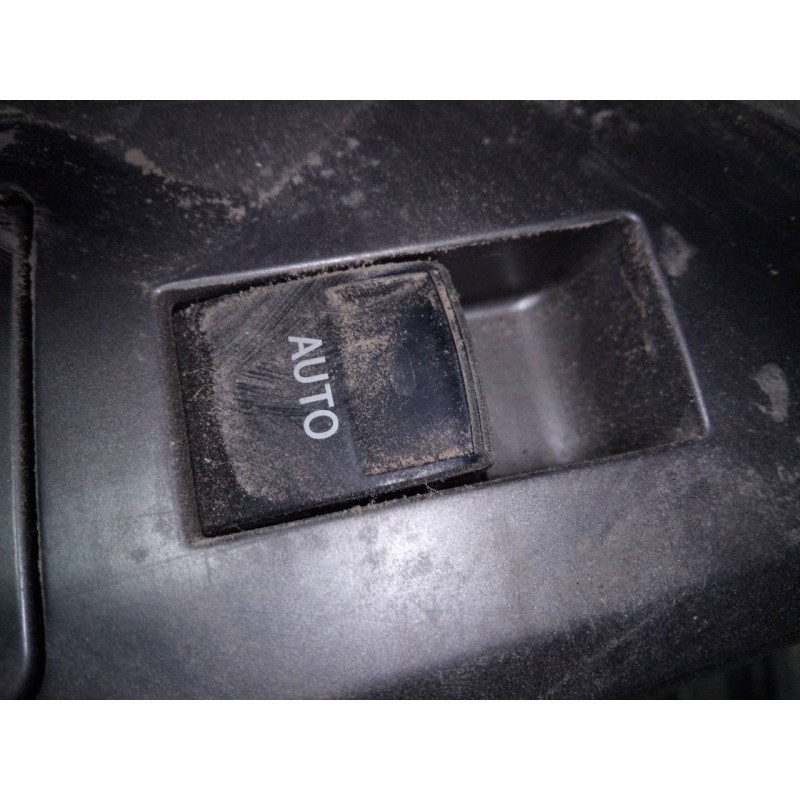 Recambio de mando elevalunas trasero izquierdo para toyota land cruiser 200 (j14) vxl referencia OEM IAM   