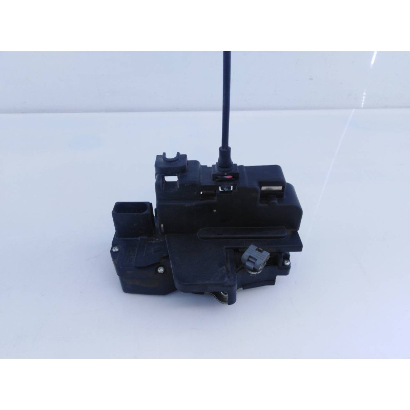 Recambio de cerradura puerta delantera izquierda para opel antara energy 4x4 referencia OEM IAM A046818  