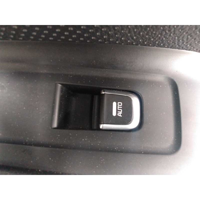 Recambio de mando elevalunas trasero derecho para kia carens ( ) drive referencia OEM IAM 93580A4000CA  