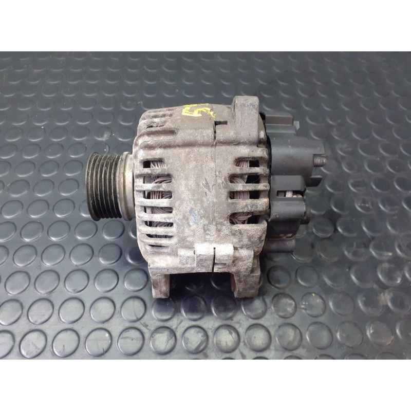 Recambio de alternador para dacia logan laureate referencia OEM IAM 8200323126C 2542855D 