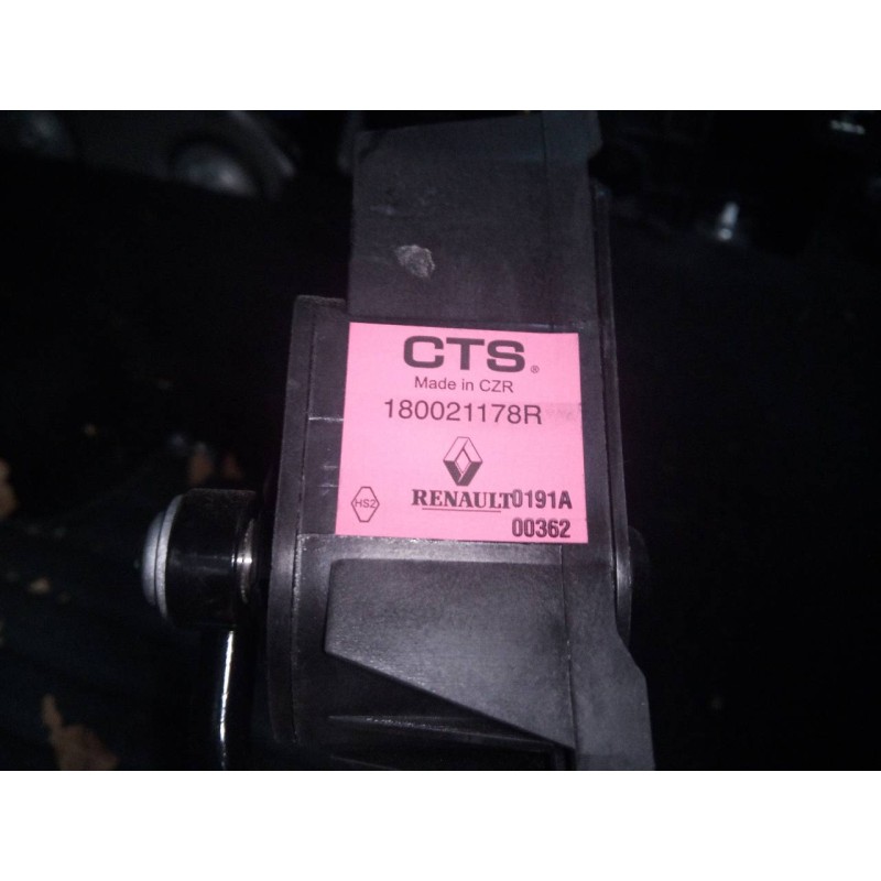 Recambio de pedal acelerador para renault zoe bose referencia OEM IAM 180021178R  