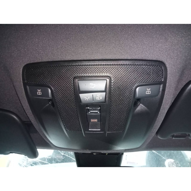 Recambio de luz interior para mercedes clase gla (w156) cross activity referencia OEM IAM   