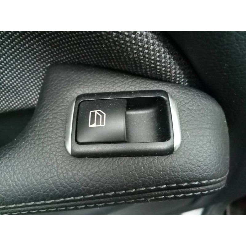 Recambio de mando elevalunas trasero izquierdo para mercedes clase gla (w156) cross activity referencia OEM IAM   