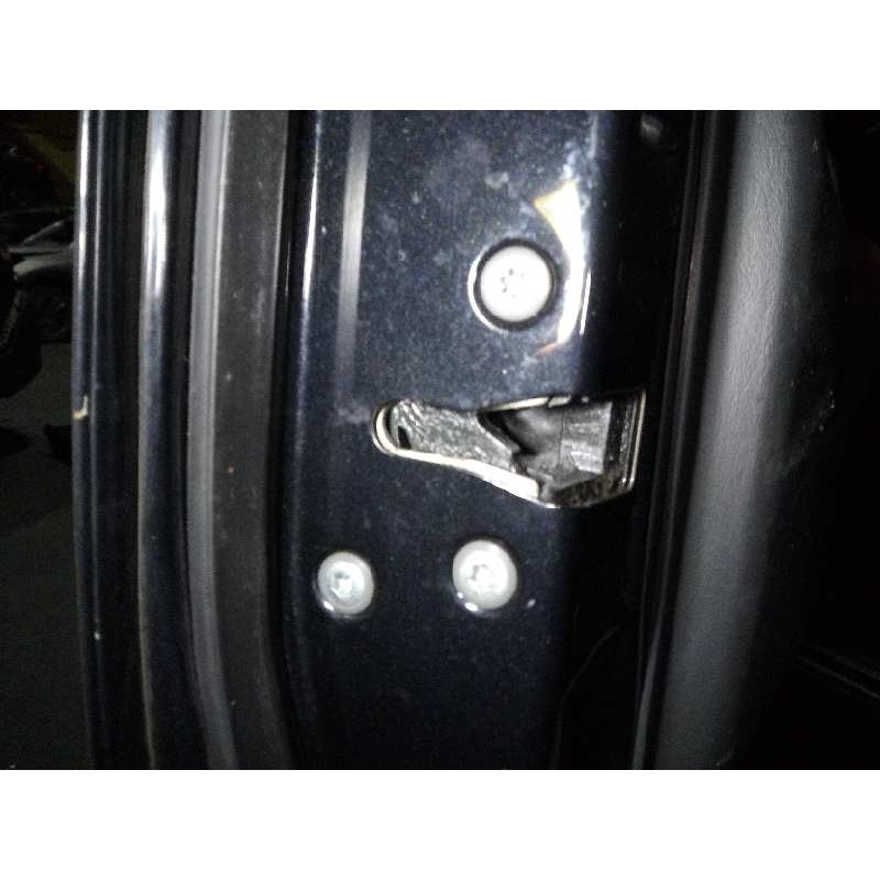 Recambio de cerradura puerta delantera izquierda para suzuki jimny sn (fj) techo metálico referencia OEM IAM 8220281A20000  