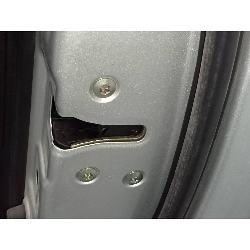 Recambio de cerradura puerta trasera derecha para hyundai i30 (gd) trend referencia OEM IAM   