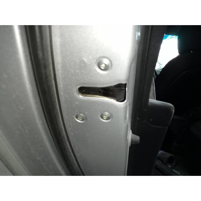 Recambio de cerradura puerta trasera izquierda para hyundai i30 (gd) trend referencia OEM IAM   