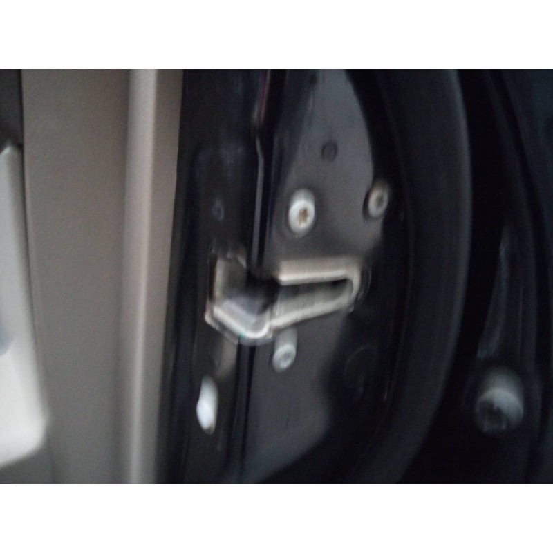 Recambio de cerradura puerta trasera derecha para jeep compass limited referencia OEM IAM   