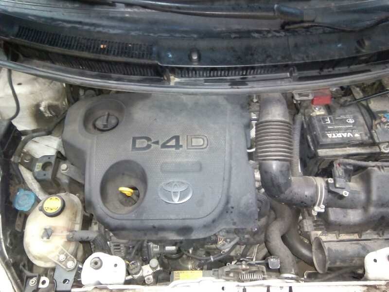 toyota yaris del año 2009