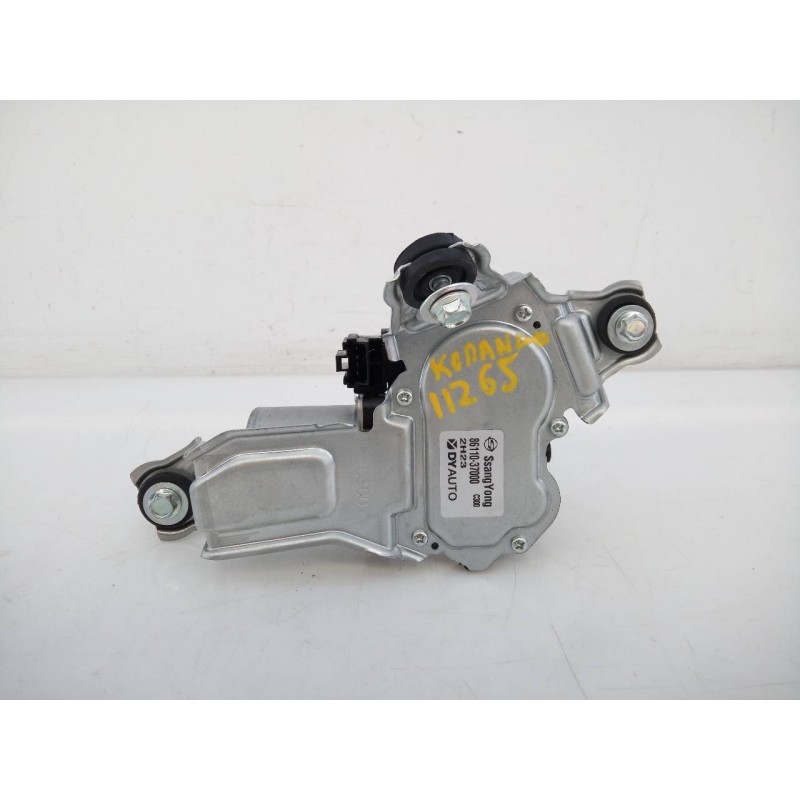 Recambio de motor limpia trasero para ssangyong korando crystal 4x2 referencia OEM IAM 8611037000  