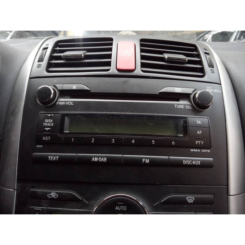 Recambio de sistema audio / radio cd para toyota auris hybrid advance referencia OEM IAM   