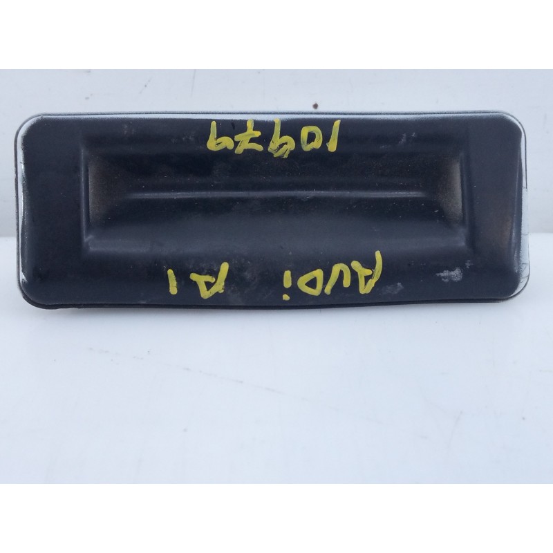 Recambio de maneta exterior porton para audi a1 (8x) attraction referencia OEM IAM 5J0827229  