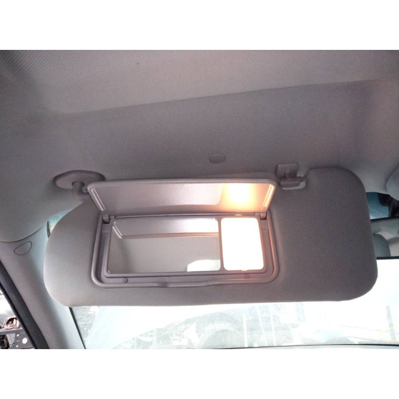 Recambio de parasol izquierdo para kia sorento 2.5 crdi ex referencia OEM IAM   