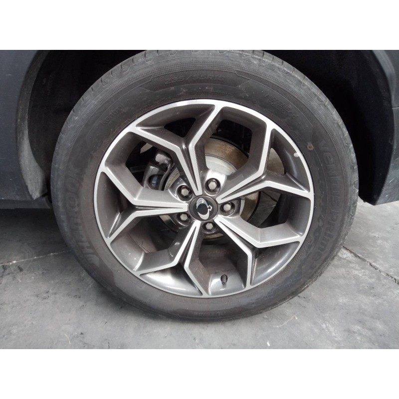 Recambio de llanta para ssangyong korando crystal 4x2 referencia OEM IAM 235/55/18  