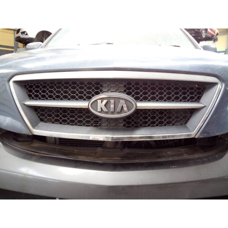 Recambio de rejilla delantera para kia sorento 2.5 crdi ex referencia OEM IAM   