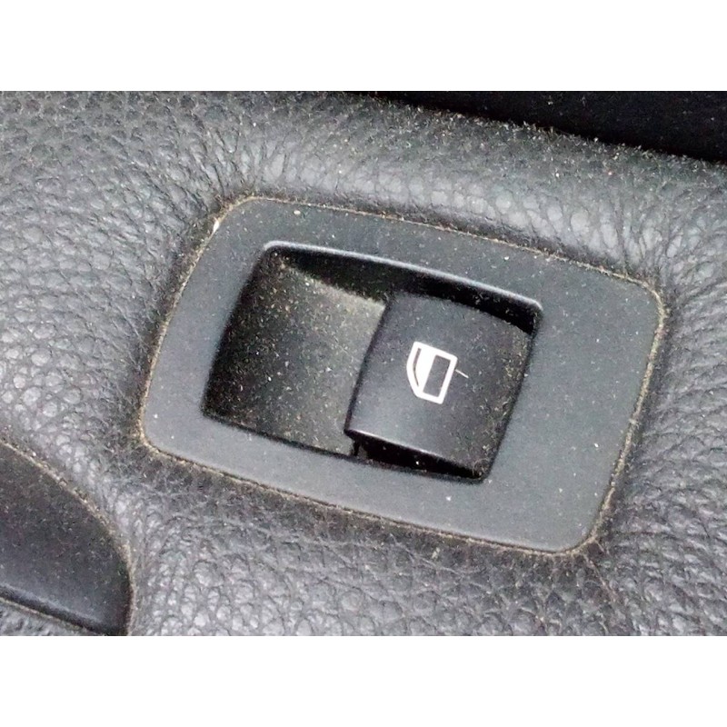 Recambio de mando elevalunas trasero derecho para bmw serie 3 touring (e91) 320d referencia OEM IAM   