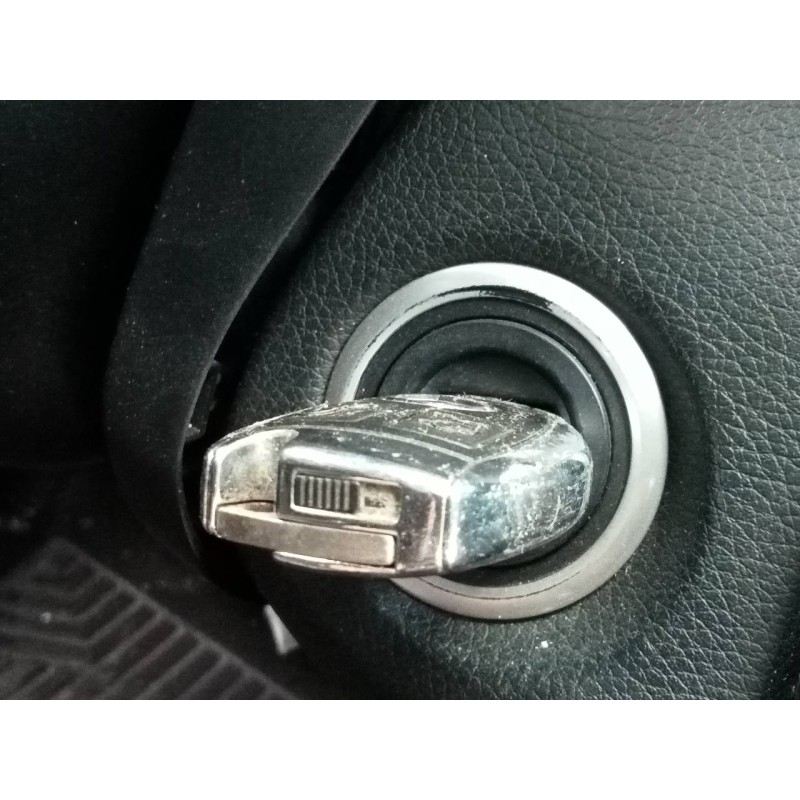 Recambio de antirrobo para mercedes clase c (w205) familiar avangarde referencia OEM IAM   