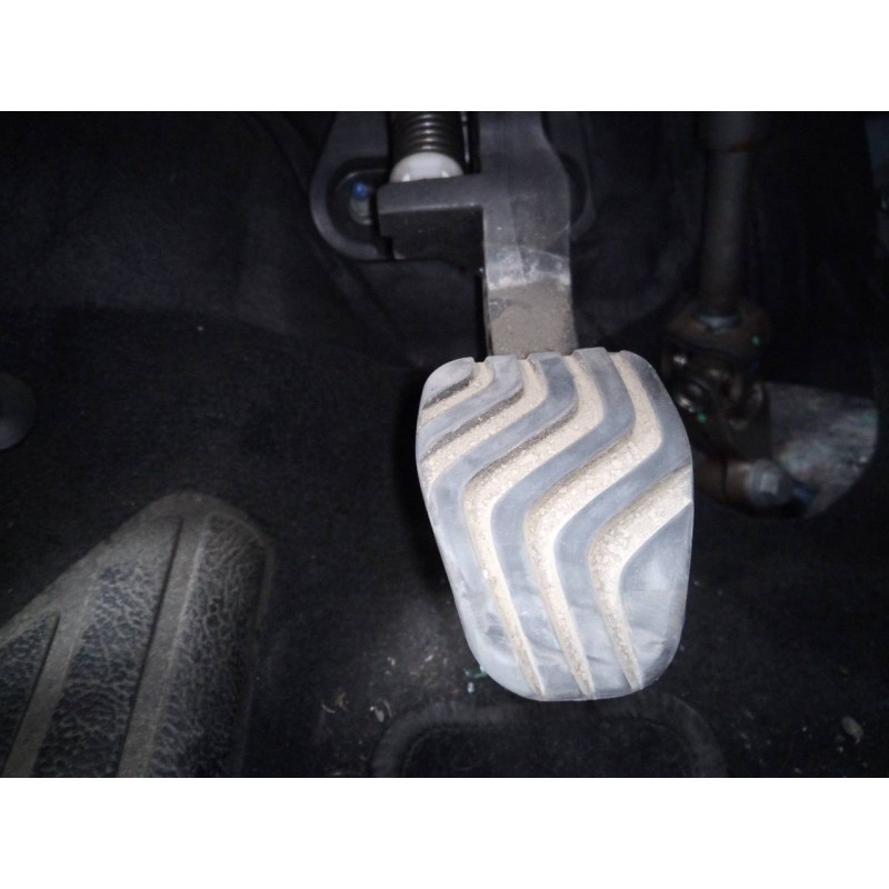 Recambio de pedal embrague para dacia sandero iii referencia OEM IAM   