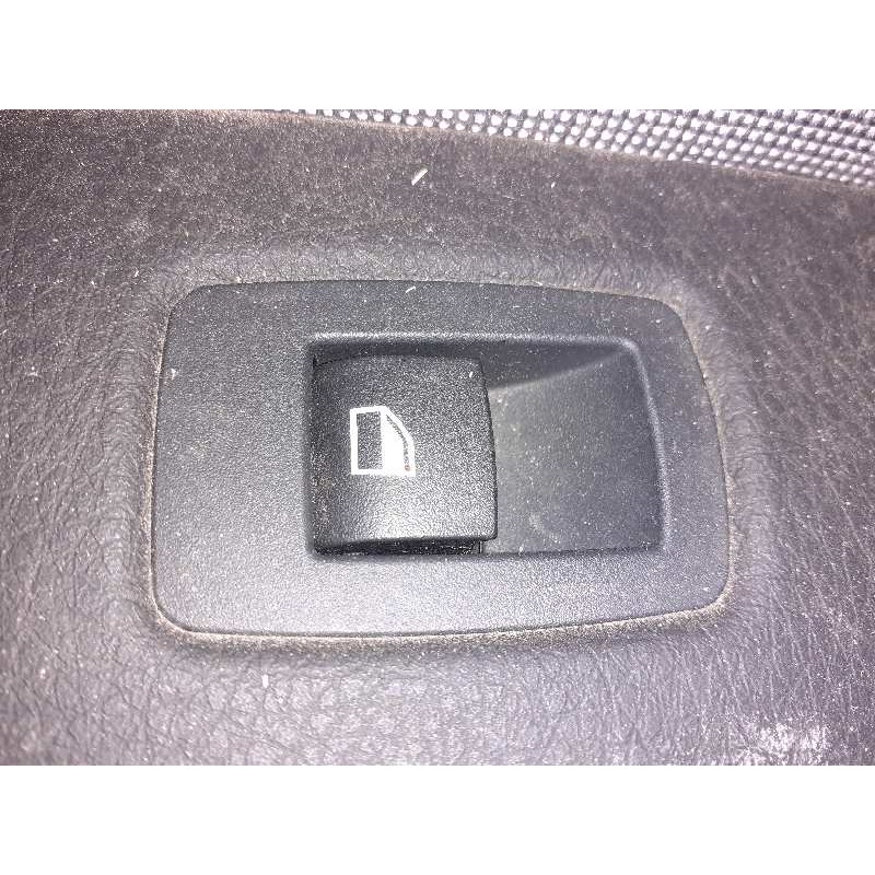 Recambio de mando elevalunas trasero izquierdo para bmw serie 1 lim. (f20) 116d referencia OEM IAM   