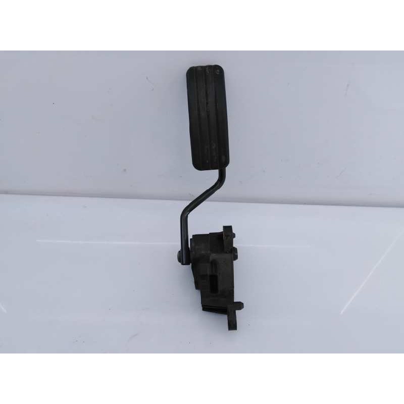 Recambio de pedal acelerador para renault kangoo dynamique acción especial referencia OEM IAM 8200436864  