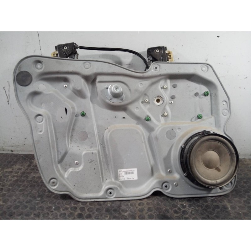 Recambio de elevalunas delantero izquierdo para volkswagen caddy ka/kb (2k) kombi referencia OEM IAM 2K1837751BQ  