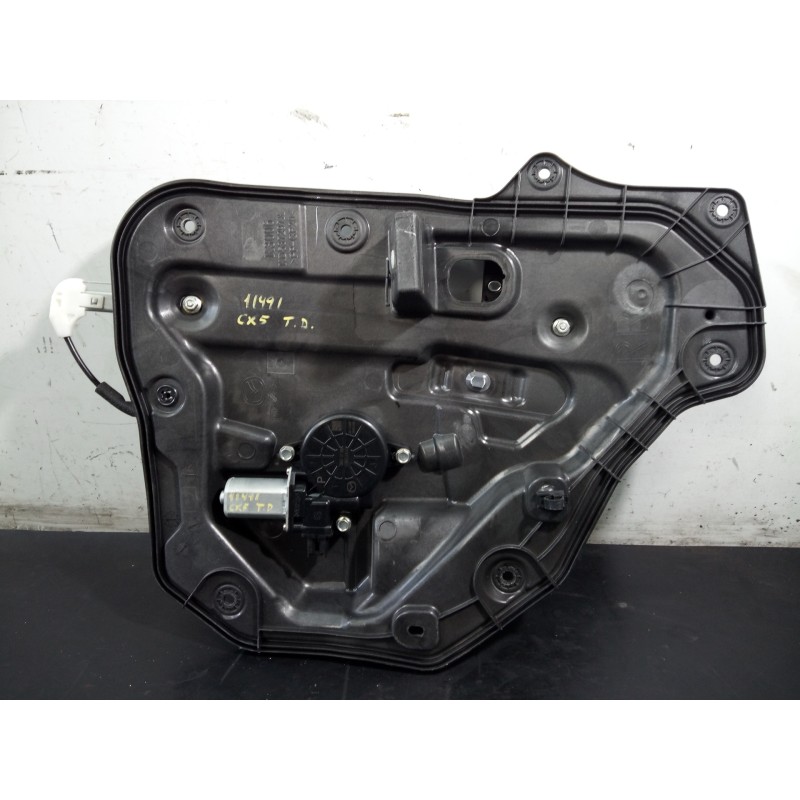 Recambio de elevalunas trasero derecho para mazda cx-5 style 2wd referencia OEM IAM D6515858X KD537297X 