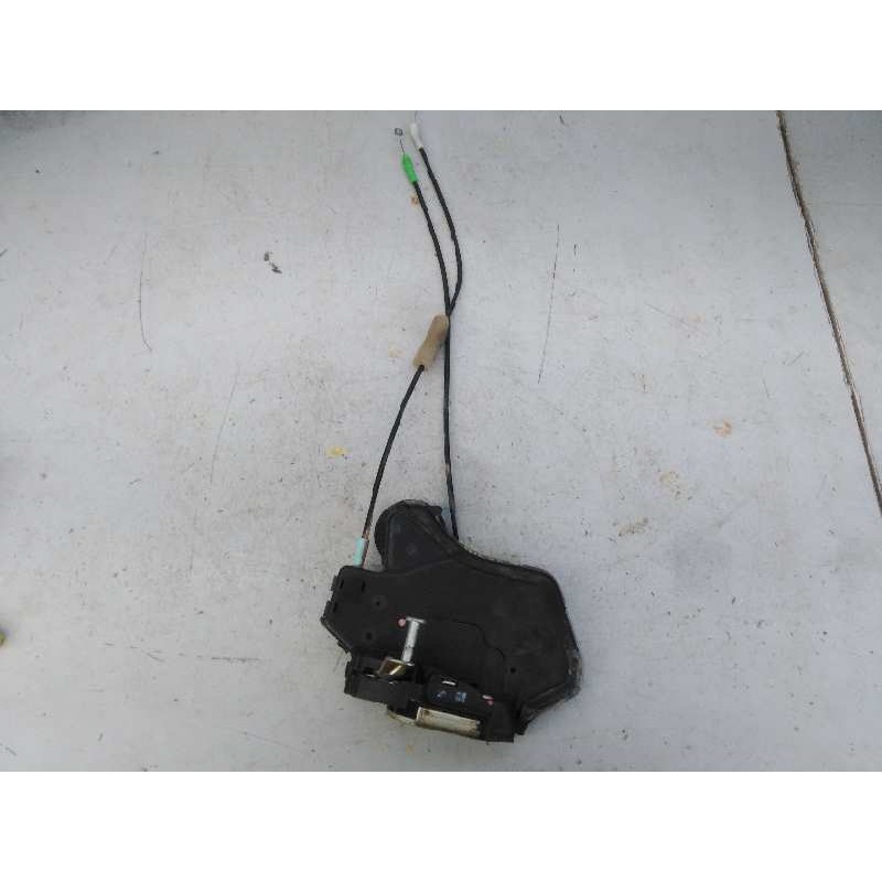 Recambio de cerradura puerta trasera izquierda para toyota hilux (kun) double cab executive 4x4 referencia OEM IAM 690600K040  