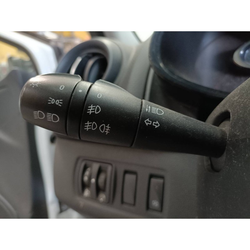 Recambio de mando intermitentes para renault clio iv authentique referencia OEM IAM   