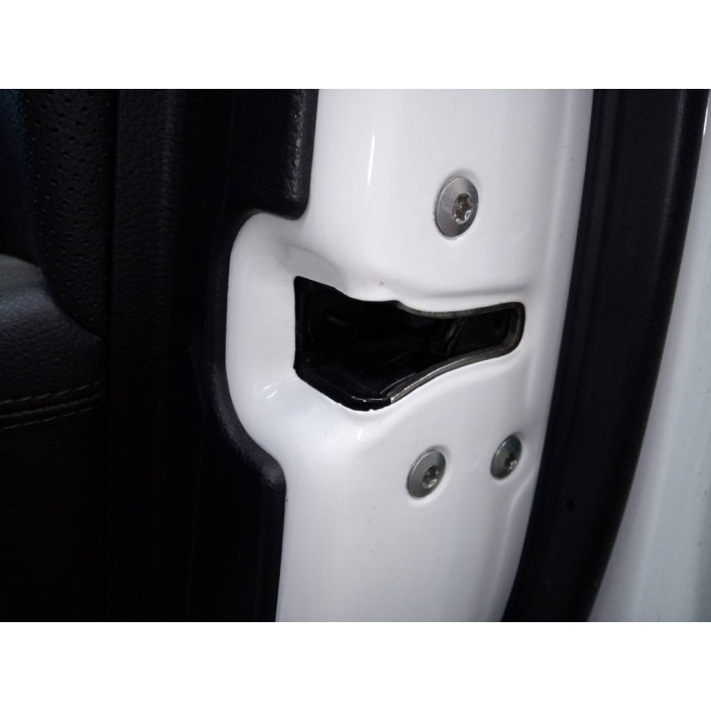 Recambio de cerradura puerta delantera derecha para kia carens ( ) drive referencia OEM IAM   