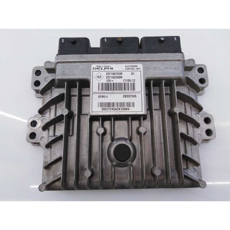 Recambio de centralita motor uce para dacia sandero laureate referencia OEM IAM 237Q00703R 237102280R 