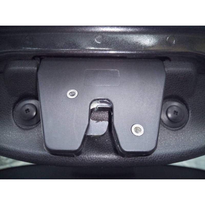 Recambio de cerradura maletero / porton para bmw serie 1 berlina (e81/e87) 118d referencia OEM IAM   