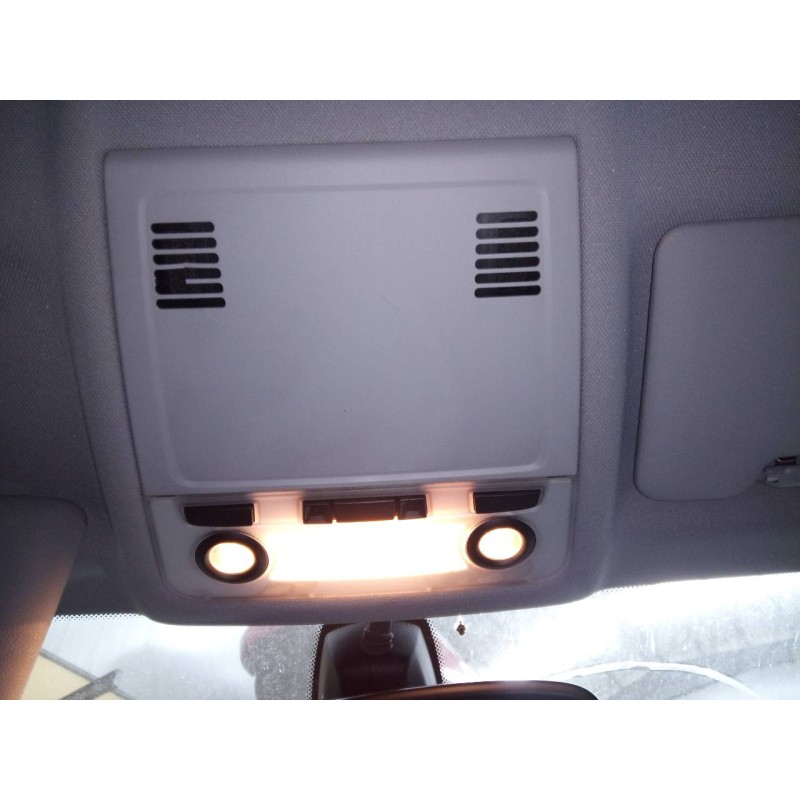 Recambio de luz interior para bmw serie 1 berlina (e81/e87) 118d referencia OEM IAM   