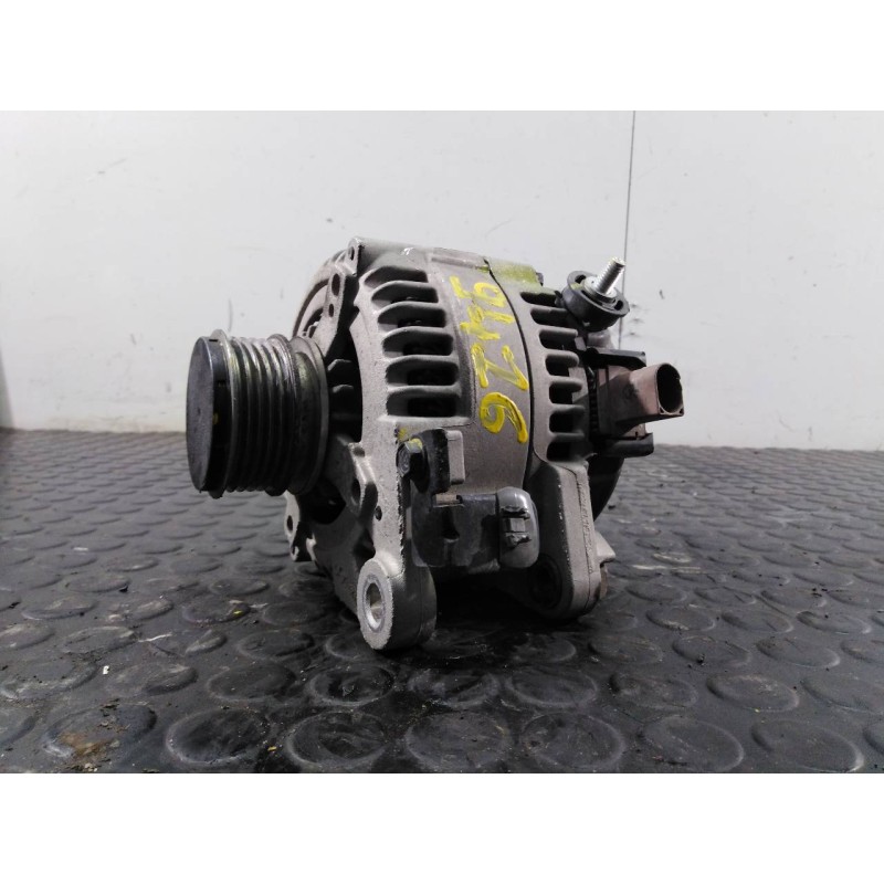 Recambio de alternador para hyundai tucson essence bluedrive 2wd referencia OEM IAM 373002A700  