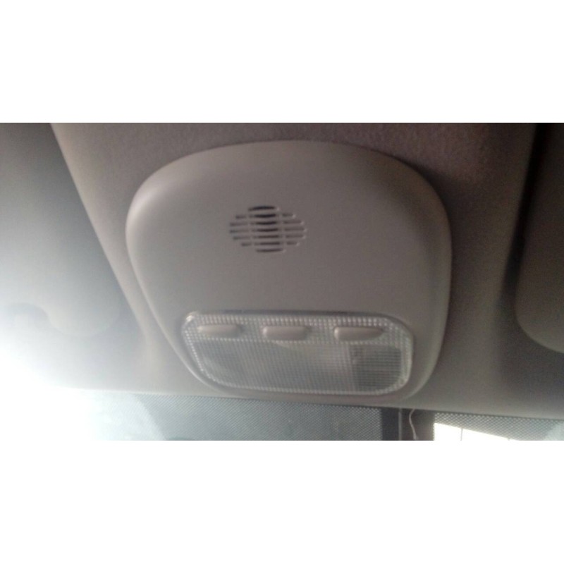 Recambio de luz interior para peugeot 407 business line referencia OEM IAM   