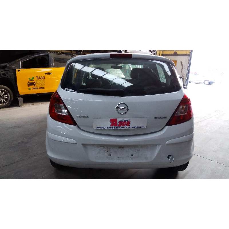 opel corsa d del año 2013