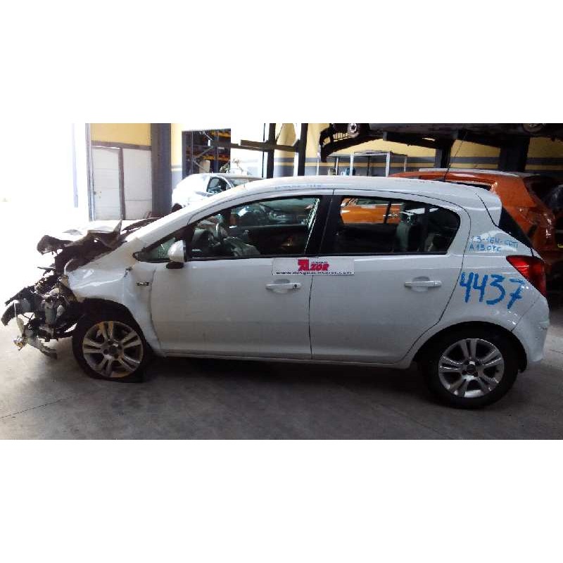 opel corsa d del año 2013