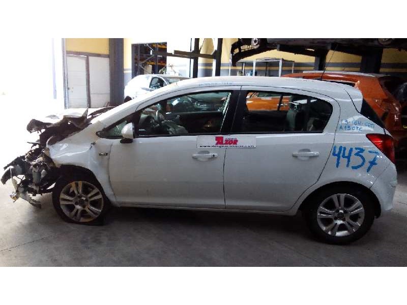 opel corsa d del año 2013
